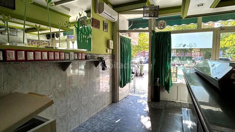 Foto 067e0ae7-5a06-42f8-8a18-a1acec8c7226. Local comercial en Virgen del Rosario Torrejón de Ardoz