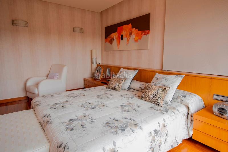 Foto 2eb63643-94b0-403e-be41-8b2c242df679. Xalet amb calefacció aparcament piscina a Navarcles