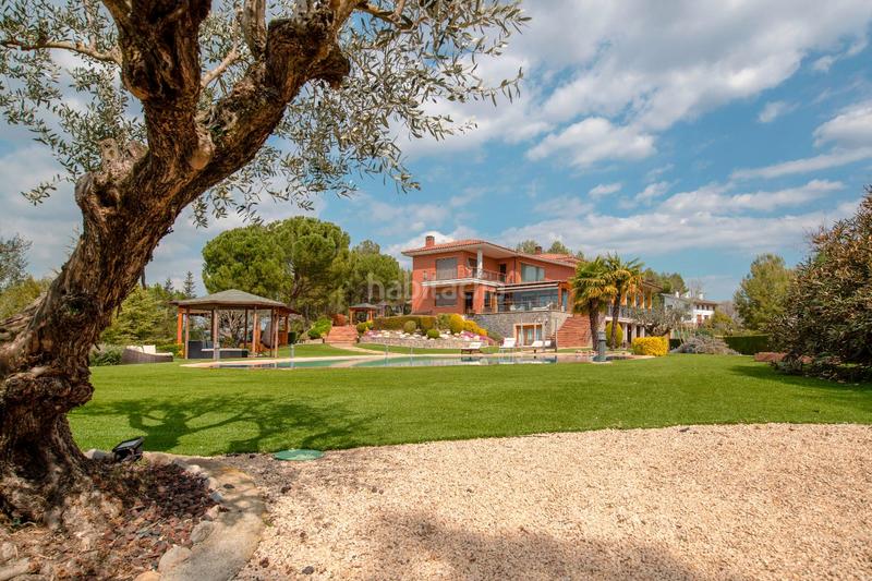 Foto 793f045d-309e-4e9b-92fa-77cac49180ad. Xalet amb calefacció aparcament piscina a Navarcles