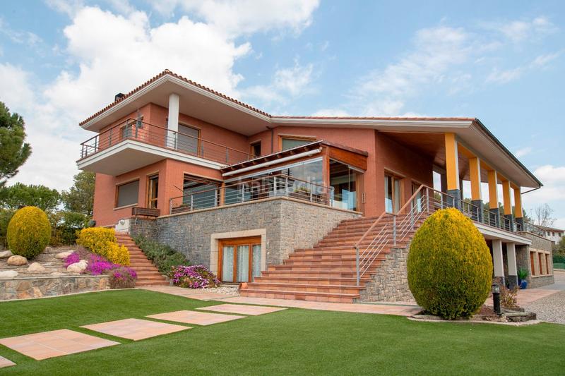 Foto da98249e-37b7-4f4d-ac95-6dae3c9f0c07. Xalet amb calefacció aparcament piscina a Navarcles