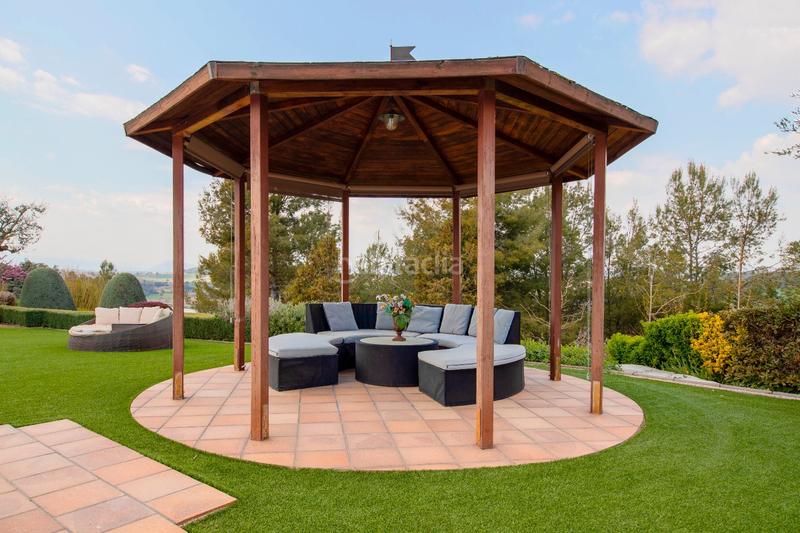 Foto ff53ed6e-8c66-4f6c-a0b3-bf01dcd431ca. Xalet amb calefacció aparcament piscina a Navarcles