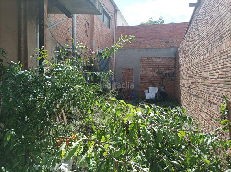 Foto a1a54b2f-9196-4ee0-bcb1-37f018a34e86. Casa amb aparcament a Navarcles