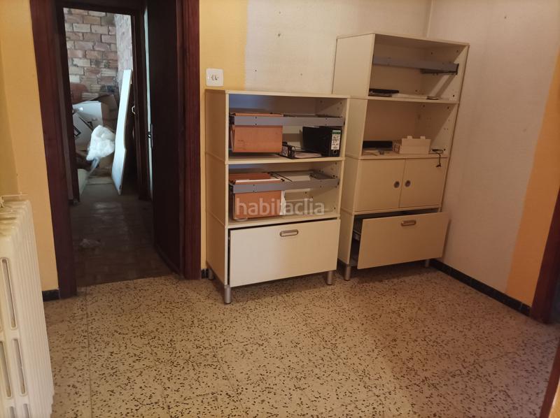 Foto dc7bfc94-3799-427d-9b3e-a7b502a490a6. Casa amb aparcament a Navarcles