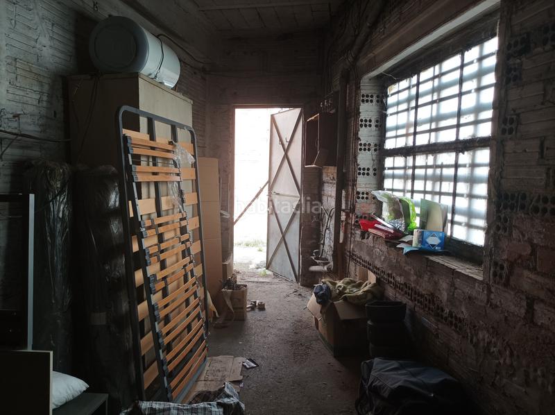 Foto e7fce43a-681b-4306-9de4-4d8404348a5a. Casa amb aparcament a Navarcles