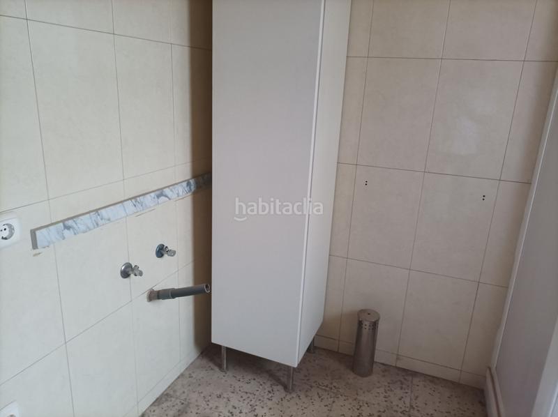 Foto f5c15cd4-2470-48dc-95cf-b569ca9170f5. Casa amb aparcament a Navarcles