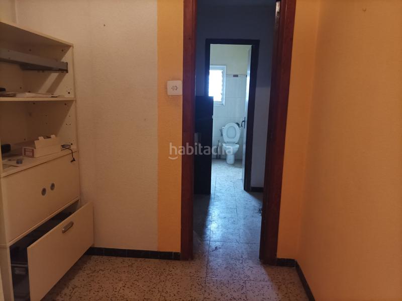 Foto f699c262-5edc-418e-b704-b391bf96747a. Casa amb aparcament a Navarcles