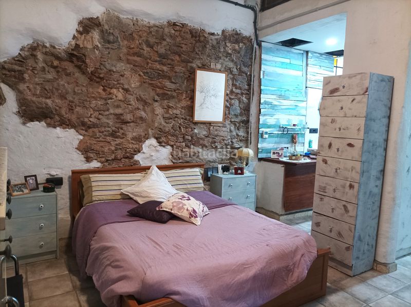 Foto 7b7d552a-2d01-483a-92d9-5b1df0901929. Maison avec cheminée chauffage dans Santpedor