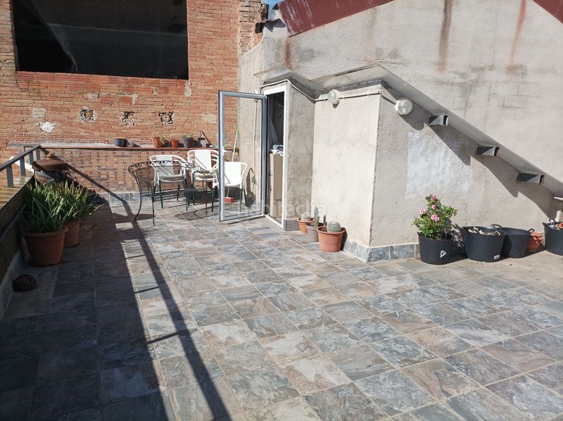 Foto 7fe35ad2-f9f6-4b84-a55b-0f0b8d7657a4. Maison avec cheminée chauffage dans Santpedor