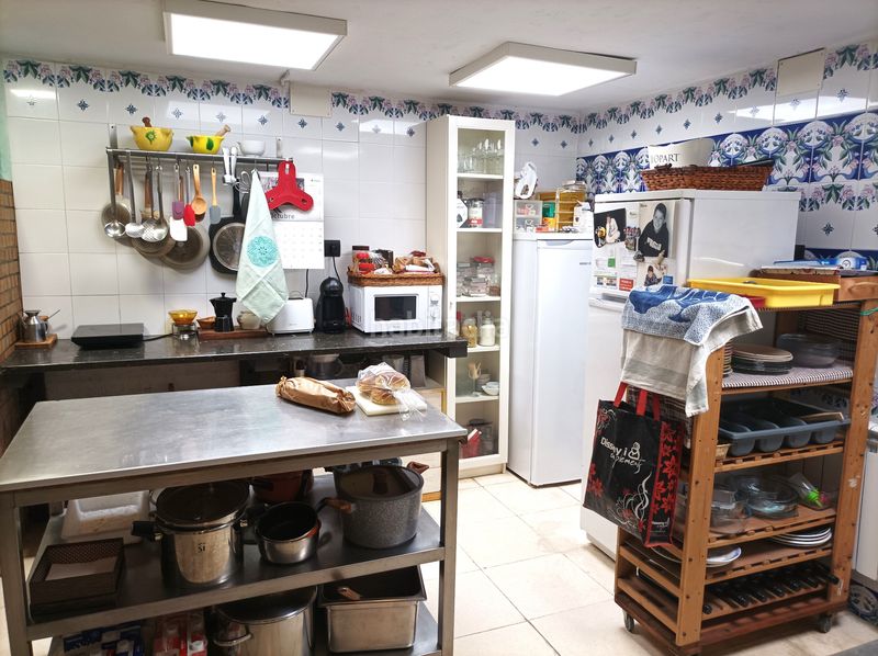 Foto fc0cb85c-dce8-47b1-9788-2a2e91d2f8ef. Maison avec cheminée chauffage dans Santpedor