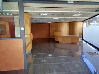 Location Local commercial à Sant Fruitós de Bages. En lloguer local comercial en centre de sant fruitós de bages