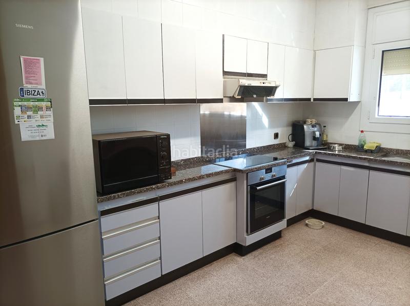 Foto 05aa0ae7-2d79-400e-9688-c30dc2316857. Casa amb calefacció aparcament a Navarcles