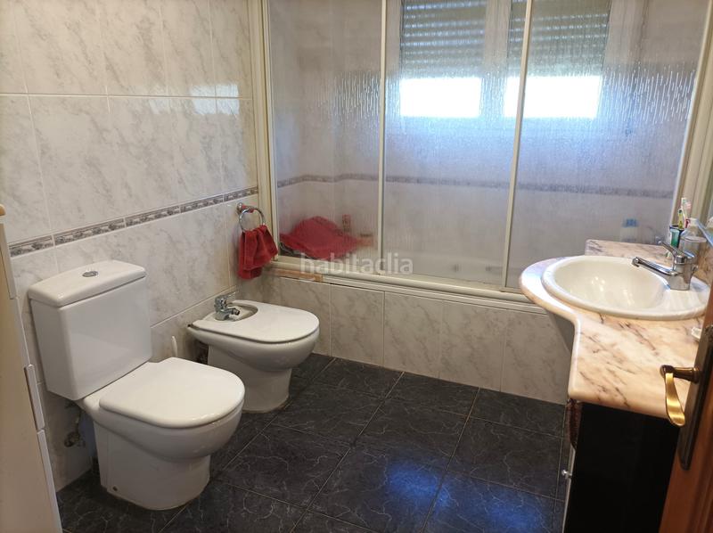 Foto 2ef3864f-5c1e-4454-ad22-584387386695. Casa amb calefacció aparcament a Navarcles