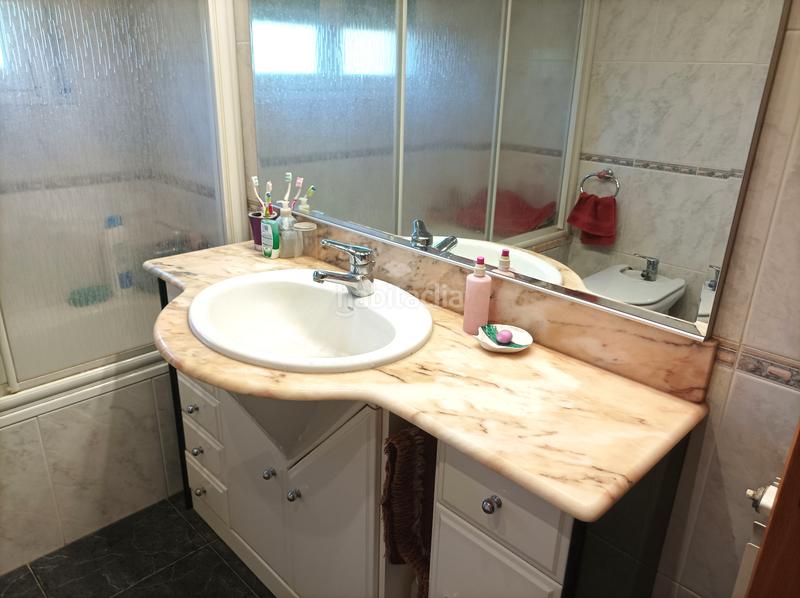 Foto 5c41effd-9f60-4c1a-bef3-b75180e98cb2. Casa amb calefacció aparcament a Navarcles