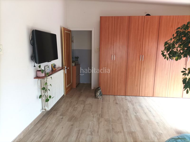 Foto 59ec98d3-593d-4dd1-8334-e40833e05eeb. Casa adossada amb xemeneia calefacció a Navarcles