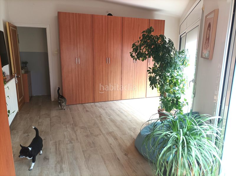 Foto 6a5ef57f-3b8d-4fde-970f-ba9e217dc5a3. Casa adossada amb xemeneia calefacció a Navarcles