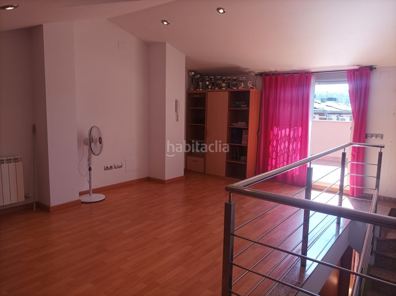 Foto c2b34349-8381-4dde-ad25-811ff0f7ce62. Casa adossada amb xemeneia calefacció aparcament a Artés