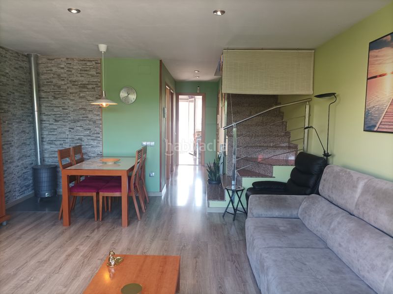 Foto e449bdc0-8100-41c1-972b-f131535e694e. Casa adossada amb xemeneia calefacció aparcament a Artés