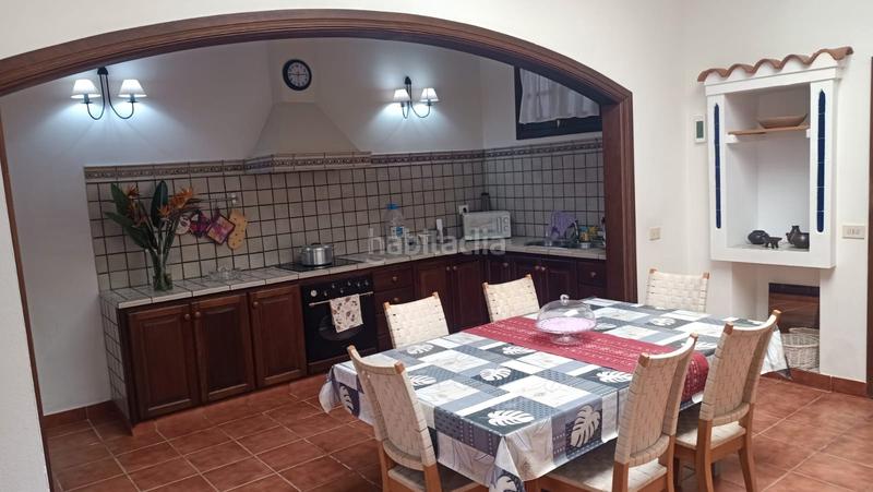 Foto c2f2a44f-e5ff-4eae-a223-afac0645ad83. Casa con camino in Tafira Palmas de Gran Canaria (Las)