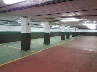 Parking coche  Calle padre jos� de sosa. Se vende plaza de garaje en calle padre jos� de sosa,vegueta