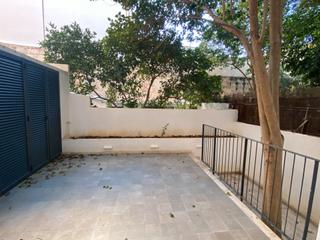 Location Rez-de-chaussée  Carrer de l'arxiduc lluís salvador. Planta baja reformada