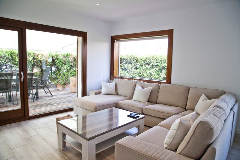 Foto 1f3f1c59-9257-4556-9bd6-92c5845257a0. Casa aparellada amb xemeneia calefacció aparcament piscina a Palma de Mallorca