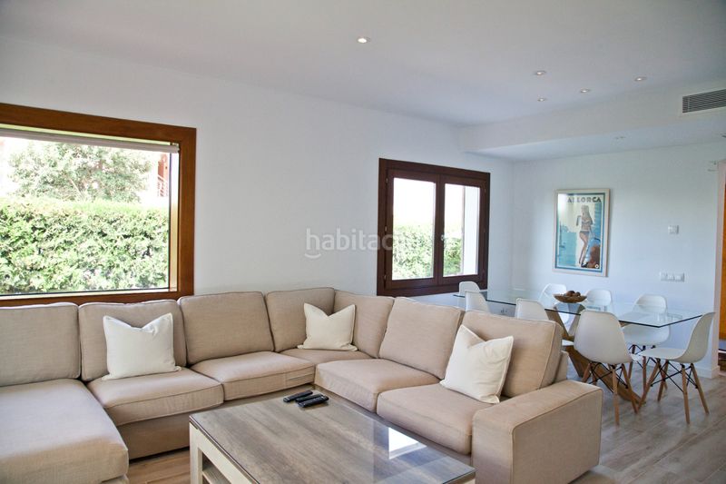 Foto 48113096-48ac-458e-b61f-deb6d67f5ccd. Casa aparellada amb xemeneia calefacció aparcament piscina a Palma de Mallorca