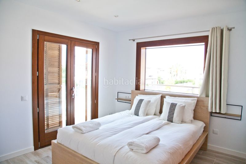 Foto 606fdd9d-266c-44d7-a2d5-44e7888fa0c4. Casa aparellada amb xemeneia calefacció aparcament piscina a Palma de Mallorca