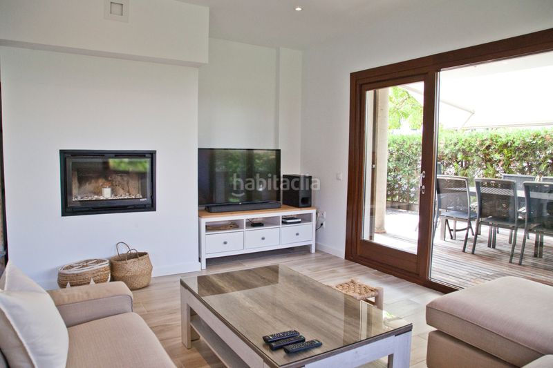 Foto 84fb6eea-b283-4fb1-bb0b-c7c6c54ea4b9. Casa aparellada amb xemeneia calefacció aparcament piscina a Palma de Mallorca