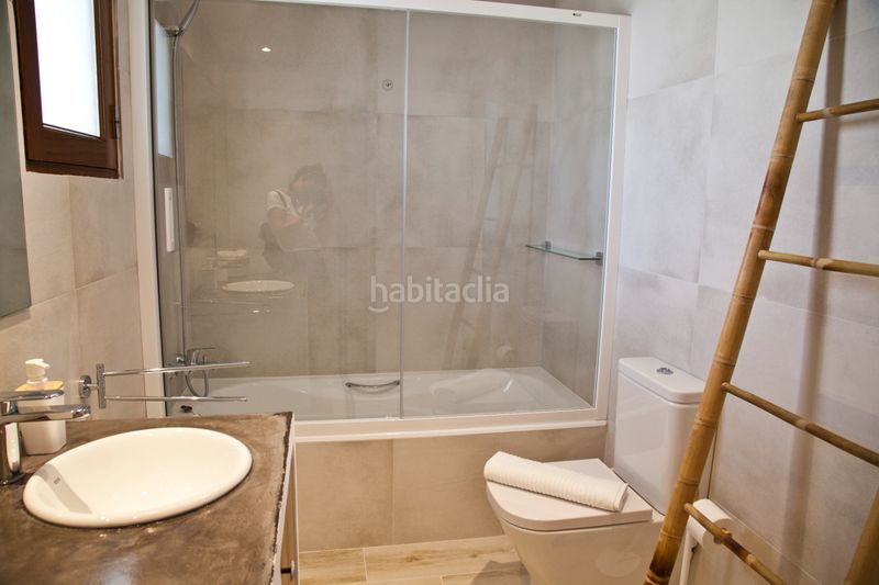 Foto ba511c79-78a2-4779-8ba1-e053bab35a91. Casa aparellada amb xemeneia calefacció aparcament piscina a Palma de Mallorca