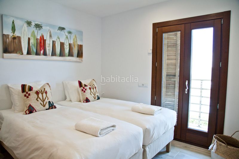 Foto d1c61300-823f-41cb-9d2a-a583c3a892ff. Casa aparellada amb xemeneia calefacció aparcament piscina a Palma de Mallorca
