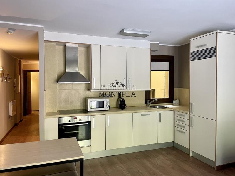 Foto fcd854d2-8e61-467c-b2cb-0e1f8dfeb213. Appartamento con parcheggio in Soldeu-Incles Canillo