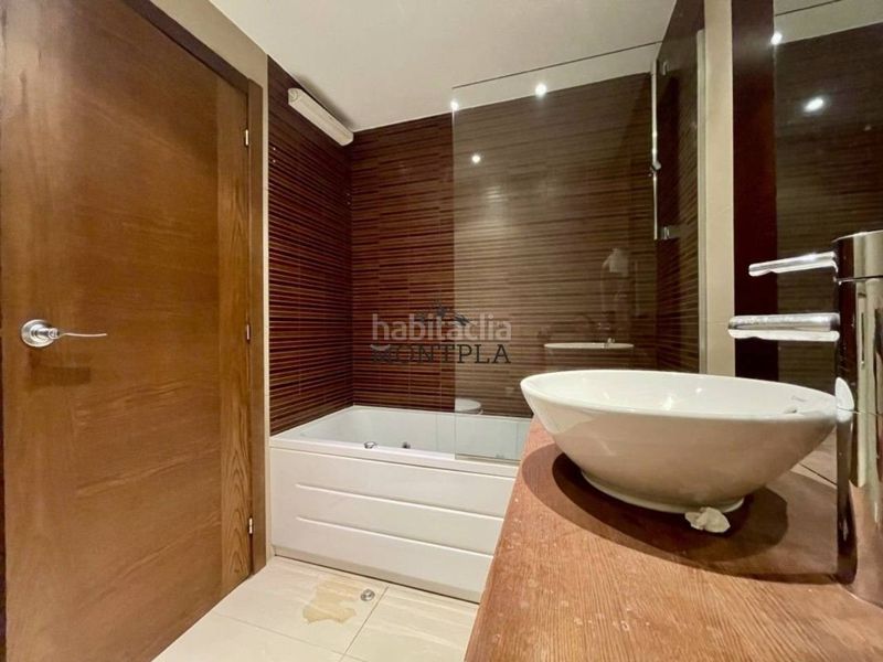 Foto 4b24eb0c-6979-41be-91c9-4aea17383862. Rent flat with heating parking in Soldeu-Incles Canillo