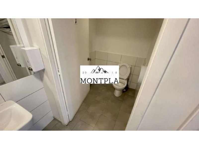 Foto e08ad258-b071-475e-bec7-ca9630a3129a. Local comercial a Pas de La Casa Encamp