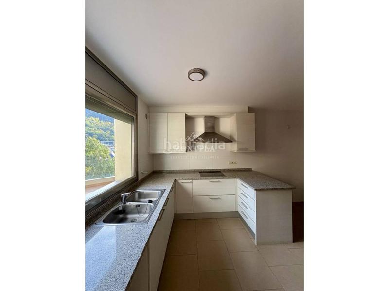 Foto 6b7ff5a1-909b-4ba3-a61b-c9f1bce2f727. Pis amb calefacció aparcament a Els Vilars d´Engordany Escaldes-Engordany