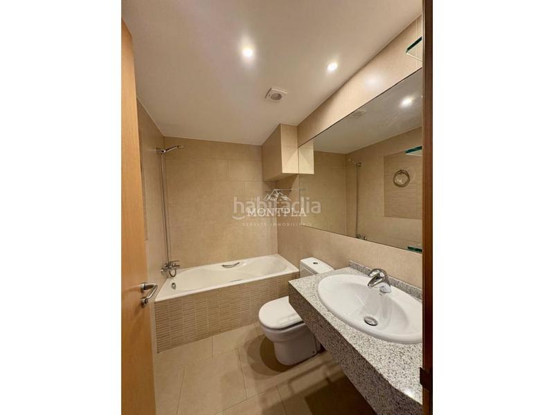 Foto ad55ae1d-2c6f-43f4-b26a-476e9650e67b. Pis amb calefacció aparcament a Els Vilars d´Engordany Escaldes-Engordany