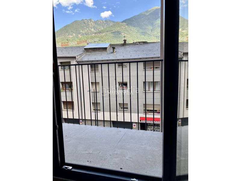 Foto 1accc626-f625-4162-9bc4-b38e8e023e5e. Pis amb calefacció a Centro Andorra la Vella