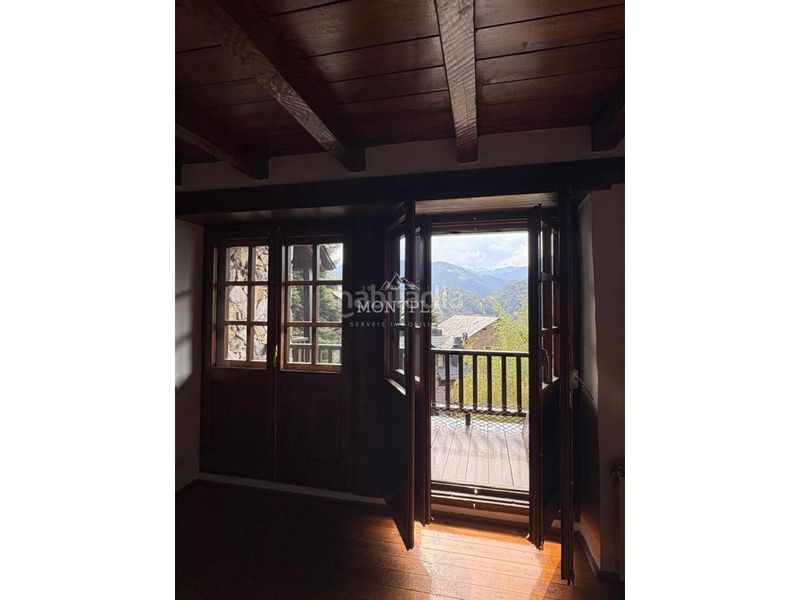 Foto 4acfb994-41e1-479f-9280-f56718e93375. Casa aparellada amb aparcament a Ordino-ansalonga-sornás Ordino