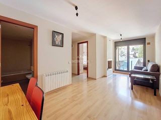 Lloguer Pis a El Tarter. Acogedor piso de 1 dormitorio con balcón y vistas, prácticamente