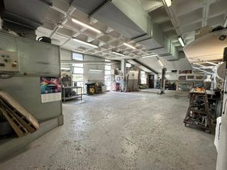 Nave industrial en Centro