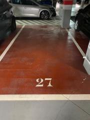 Parking voiture  Carrer de la indústria