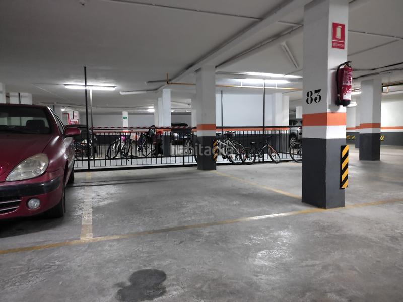 Foto 129025dc-09b9-4db7-bd18-015a077f18de. Parking coche en carrer germàns margalló 5 en Chilches