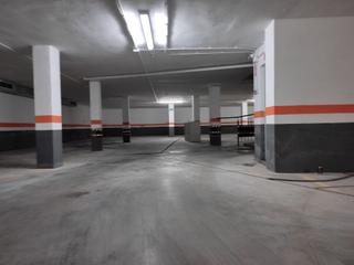 Aparcament cotxe a Carrer germàns margalló 5