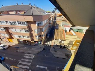 Dúplex en Calle joan baptista llorens 44. Descripción
piso de tres dormitorios y dos baños ubicado en un