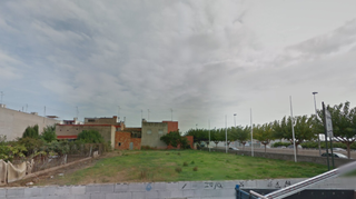 Terrain résidentiel à Carrer josé iturbi 53. Venta directa sin gastos de agencia, parcela urbana esquinera id