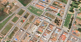 Terreny residencial  Calle luis buñuel. Venta parcela urbana esquinera a tres calles ideal para construc