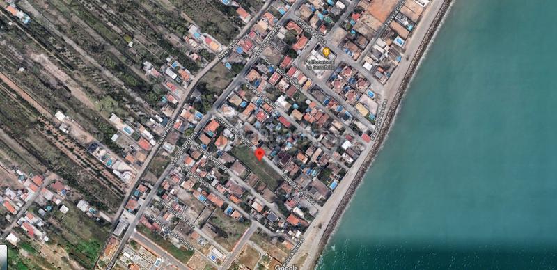 Foto b58a725f-781c-45c9-9818-759446c992a4. Terreno residenziale in carrer antoni gaudí 6 in Playa Burriana