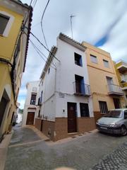 Casa adossada  Carrer de fra domingo pitarch. Venta casa adosada  esquinera a dos calles en artana 4 dormitori