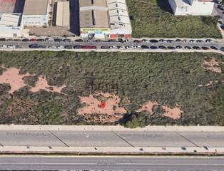 Solar industrial a Carrer elio antonio de nebrija 111. Terreno en venta en calle elio antonio de nebrija, 111