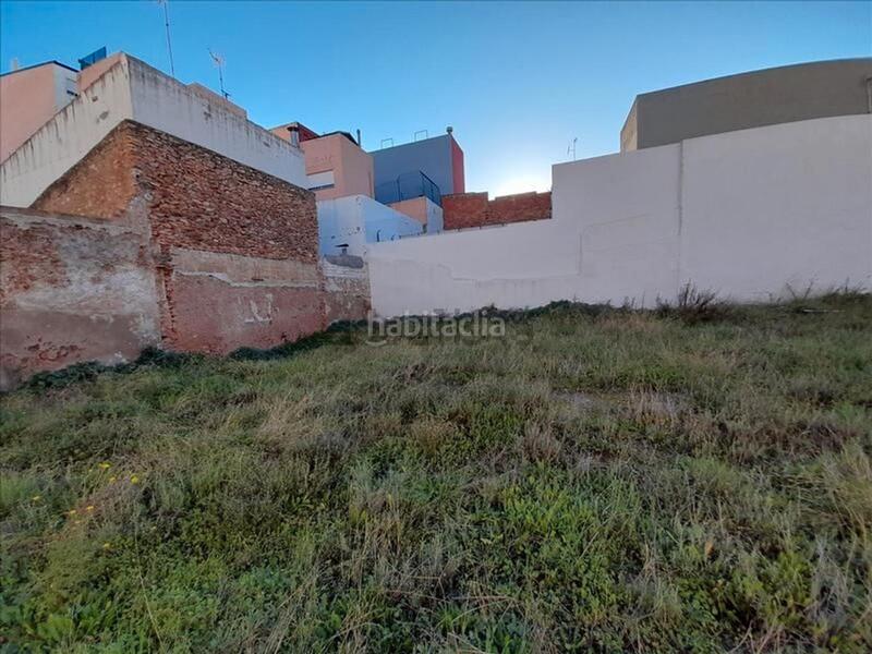 Foto ec45c87c-0bf2-42ff-bcef-aeb817d198b0. Terreno residenziale in avinguda alemanya 21 in Avenida Alemania-Italia Villarreal / Vila - real