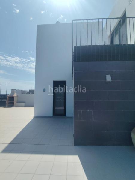 Foto 43a64b31-7b63-4109-9b7b-a9e3de2135af. Casa pareada venta de casa adosada ubicada en una parcela urbana de 205 metros cuadrados en Villavieja